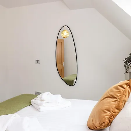 The Arthur Stone Cross Mansion Appartement