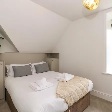 The Arthur Stone Cross Mansion *