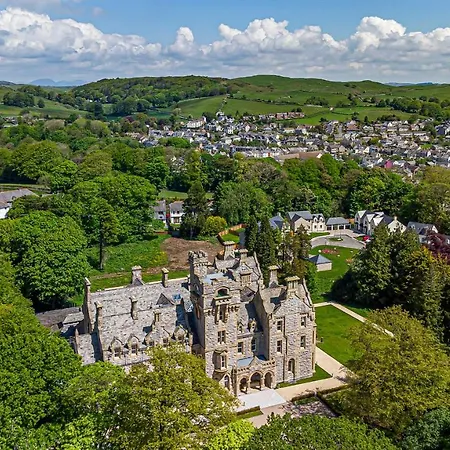 The Arthur Stone Cross Mansion Apartment Ulverston